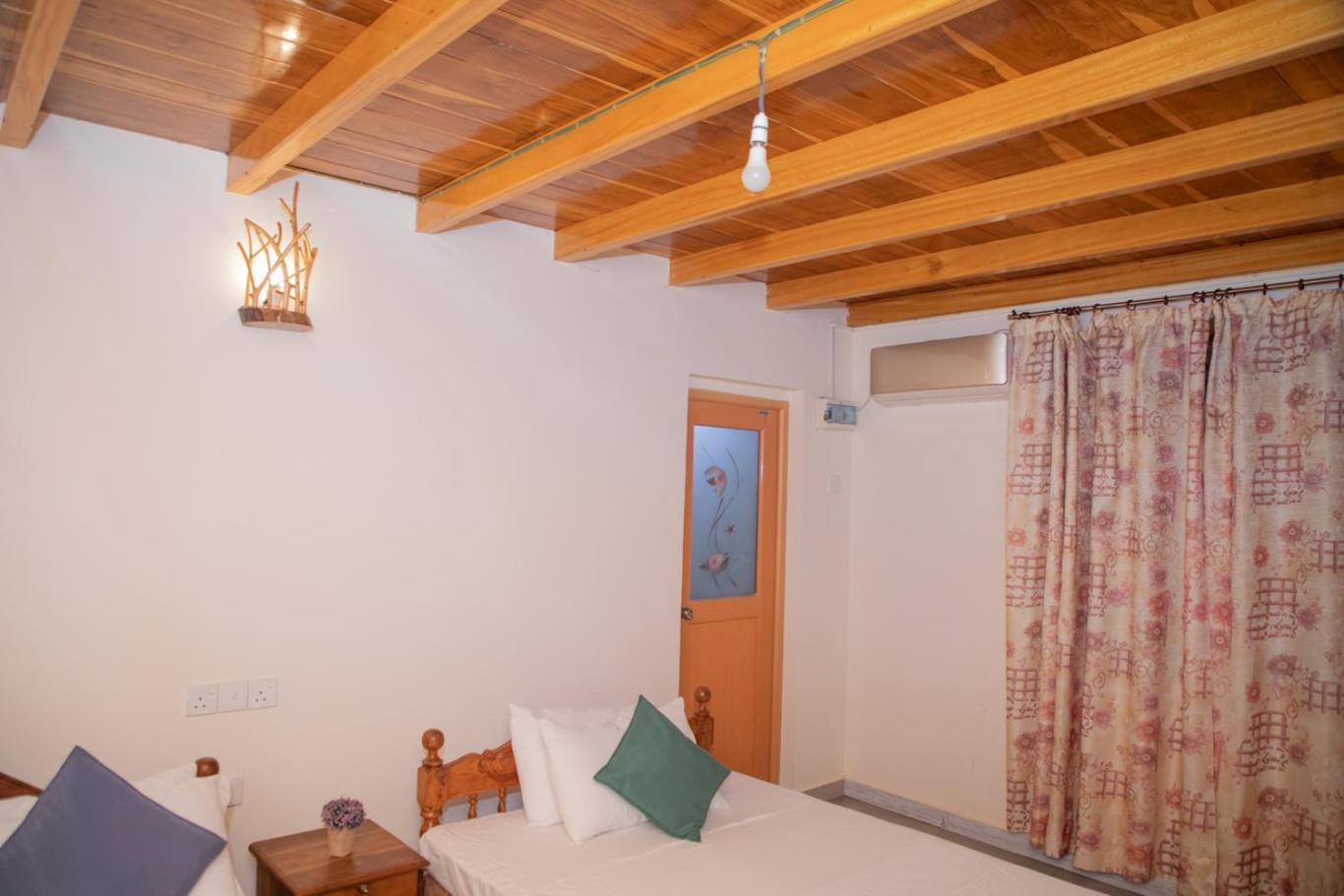 Thought Blooming Hotel Udawalawe Eksteriør billede